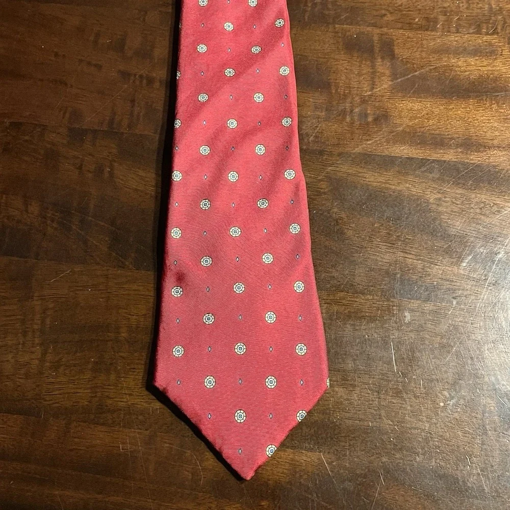 Christian Dior Silk Tie Red Medallion Geometric‎ Woven in Italy WPL 1125